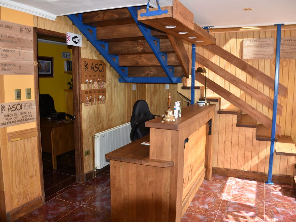 gallery-item